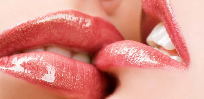 hello kissy